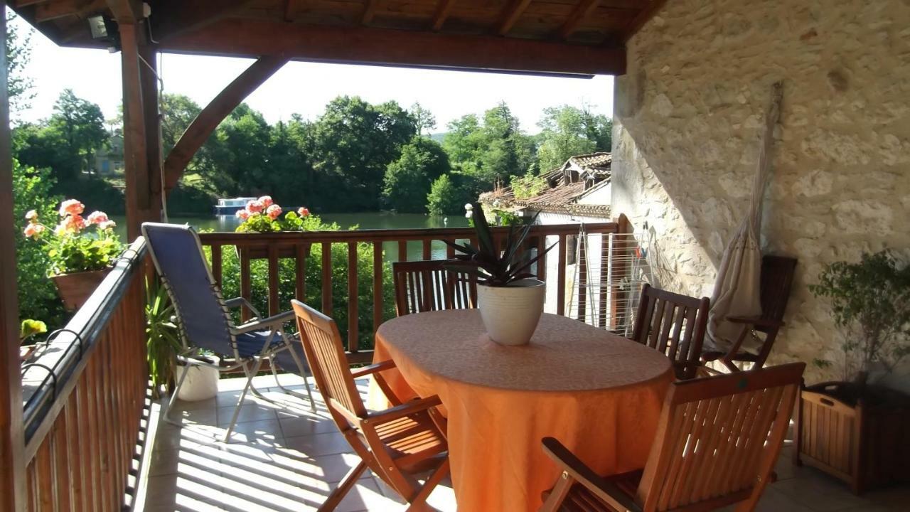 里歌利勒斯磨坊酒店 Saint-Sylvestre-sur-Lot 外观 照片